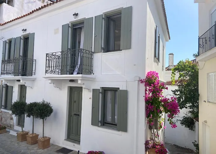 Raphael Skiathos Living-Venetia